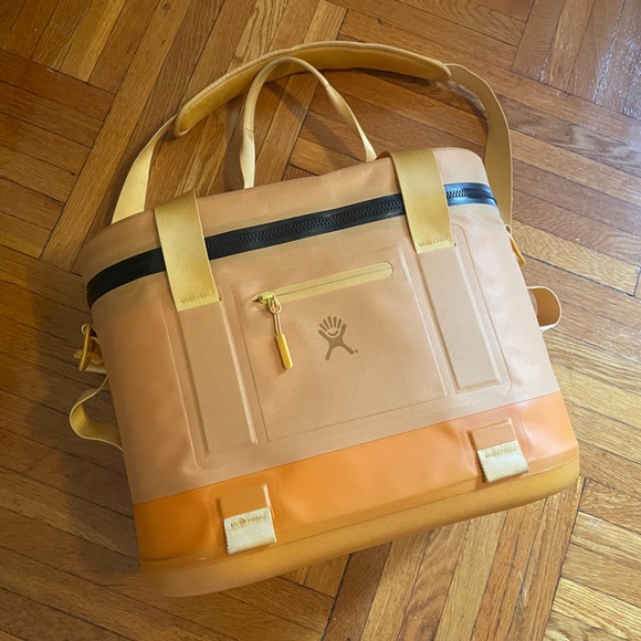 Hydro Flask Unbound Series 18 Liter Tote Cooler in Goldenrod Yellow - Picture 6 of 13